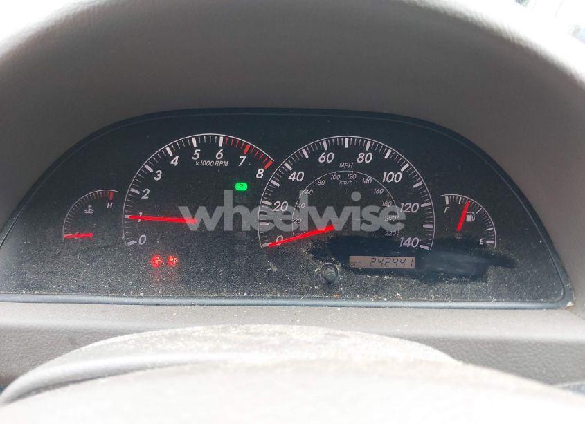 Photo 7 of 2005 Toyota Camry XLE (VIN 4T1BE32KX5U088853)