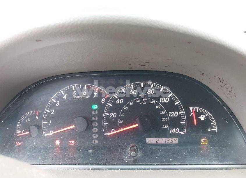 Photo 7 of 2005 Toyota Camry LE (VIN 4T1BE32KX5U096743)