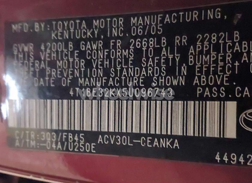 Photo 9 of 2005 Toyota Camry LE (VIN 4T1BE32KX5U096743)