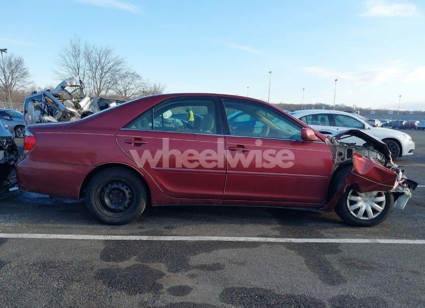 Photo 13 of 2005 Toyota Camry LE (VIN 4T1BE32KX5U388862)