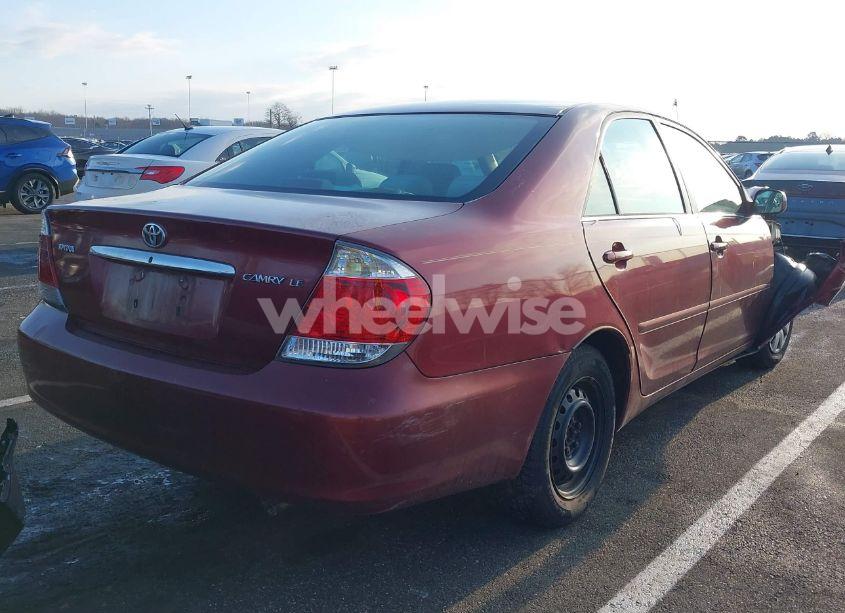 Photo 4 of 2005 Toyota Camry LE (VIN 4T1BE32KX5U388862)