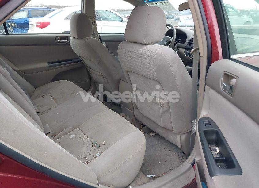 Photo 8 of 2005 Toyota Camry LE (VIN 4T1BE32KX5U388862)