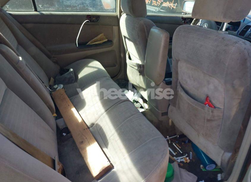 Photo 8 of 2005 Toyota Camry LE (VIN 4T1BE32KX5U393334)