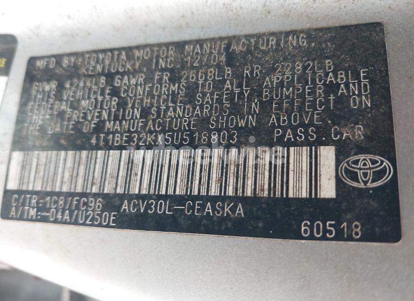 Photo 9 of 2005 Toyota Camry SE (VIN 4T1BE32KX5U518803)