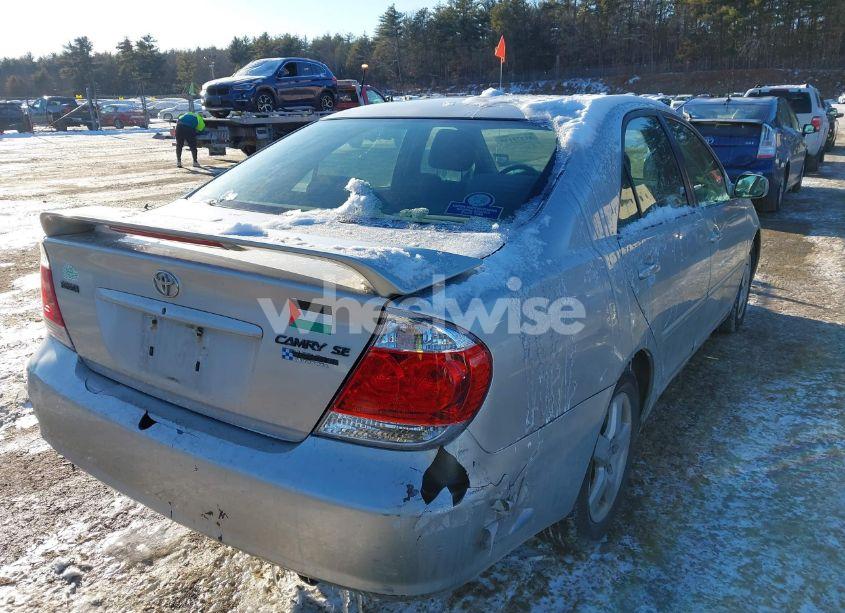 Photo 4 of 2005 Toyota Camry SE (VIN 4T1BE32KX5U566611)