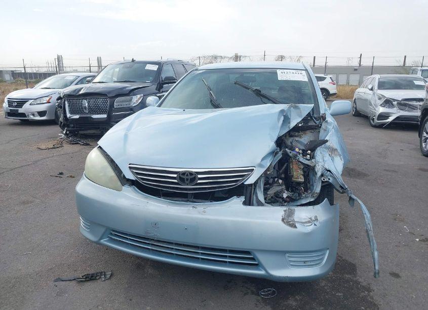 Photo 12 of 2005 Toyota Camry LE (VIN 4T1BE32KX5U570805)