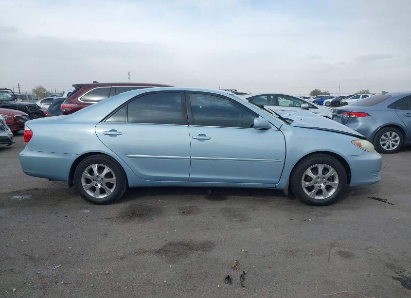 Photo 13 of 2005 Toyota Camry LE (VIN 4T1BE32KX5U570805)