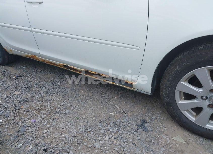 Photo 12 of 2005 Toyota Camry LE (VIN 4T1BE32KX5U591797)