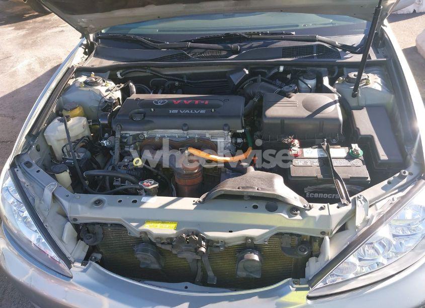 Photo 10 of 2005 Toyota Camry LE (VIN 4T1BE32KX5U613717)