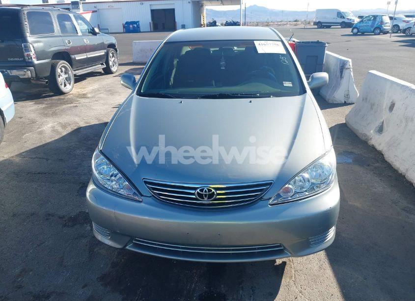 Photo 12 of 2005 Toyota Camry LE (VIN 4T1BE32KX5U613717)