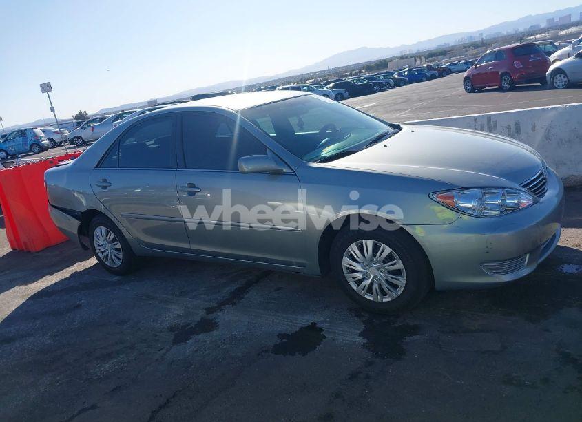 Photo 13 of 2005 Toyota Camry LE (VIN 4T1BE32KX5U613717)