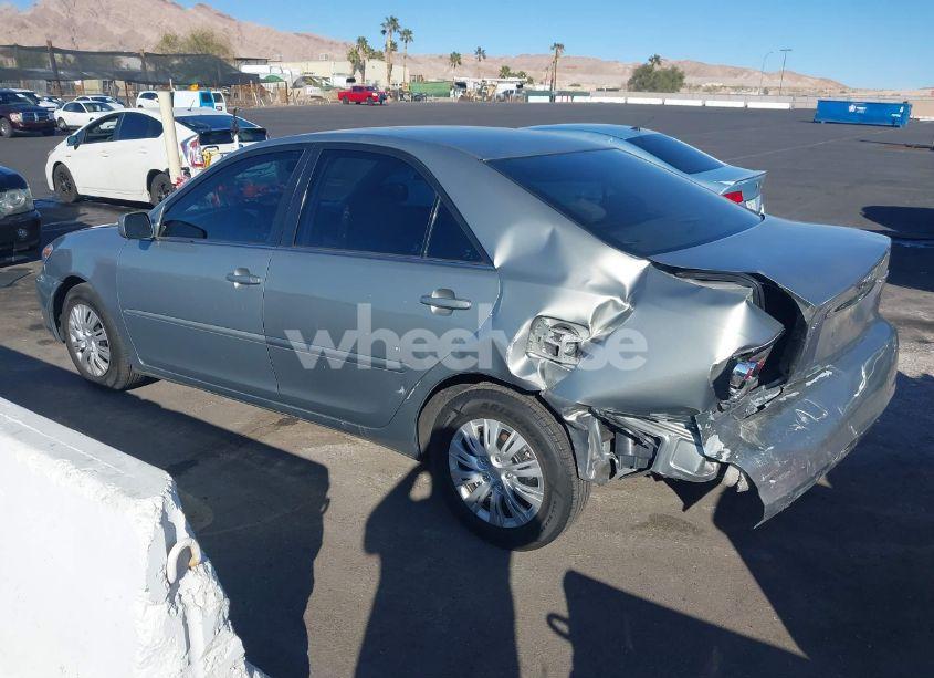 Photo 3 of 2005 Toyota Camry LE (VIN 4T1BE32KX5U613717)