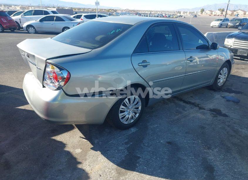 Photo 4 of 2005 Toyota Camry LE (VIN 4T1BE32KX5U613717)