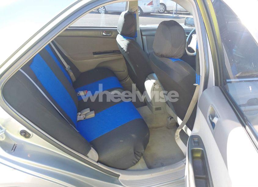 Photo 8 of 2005 Toyota Camry LE (VIN 4T1BE32KX5U613717)