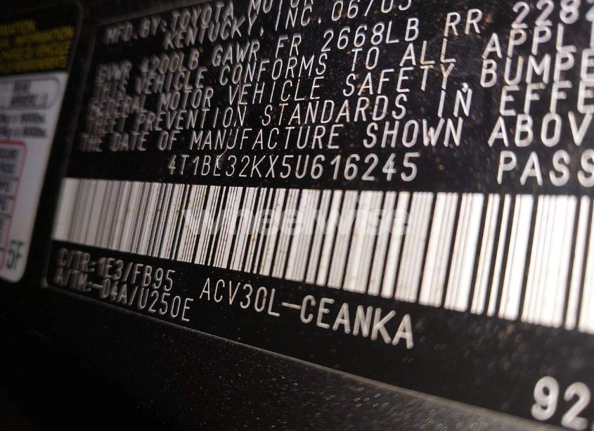 Photo 9 of 2005 Toyota Camry LE/XLE/SE (VIN 4T1BE32KX5U616245)