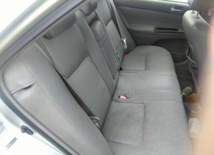 Photo 8 of 2005 Toyota Camry LE (VIN 4T1BE32KX5U972369)