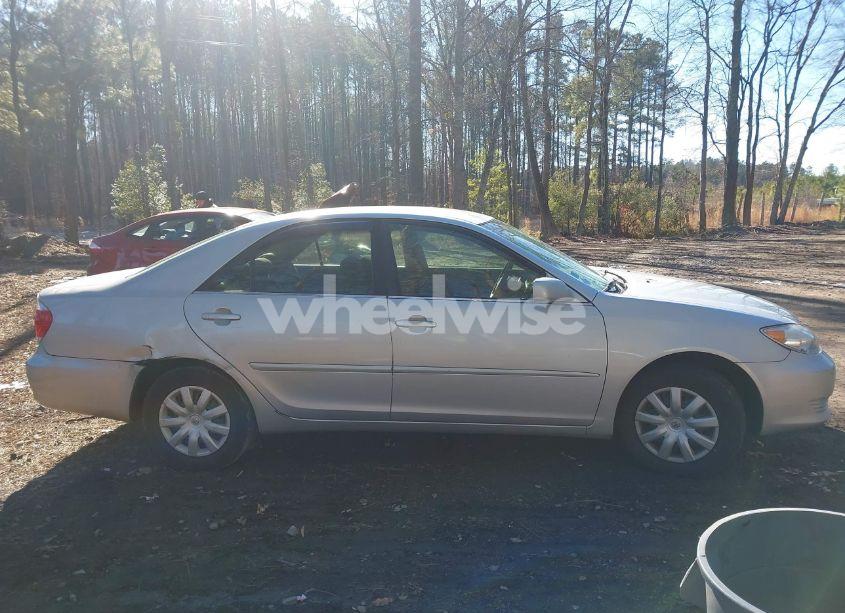 Photo 13 of 2005 Toyota Camry LE (VIN 4T1BE32KX5U981251)