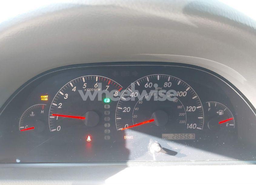 Photo 7 of 2005 Toyota Camry LE (VIN 4T1BE32KX5U981251)