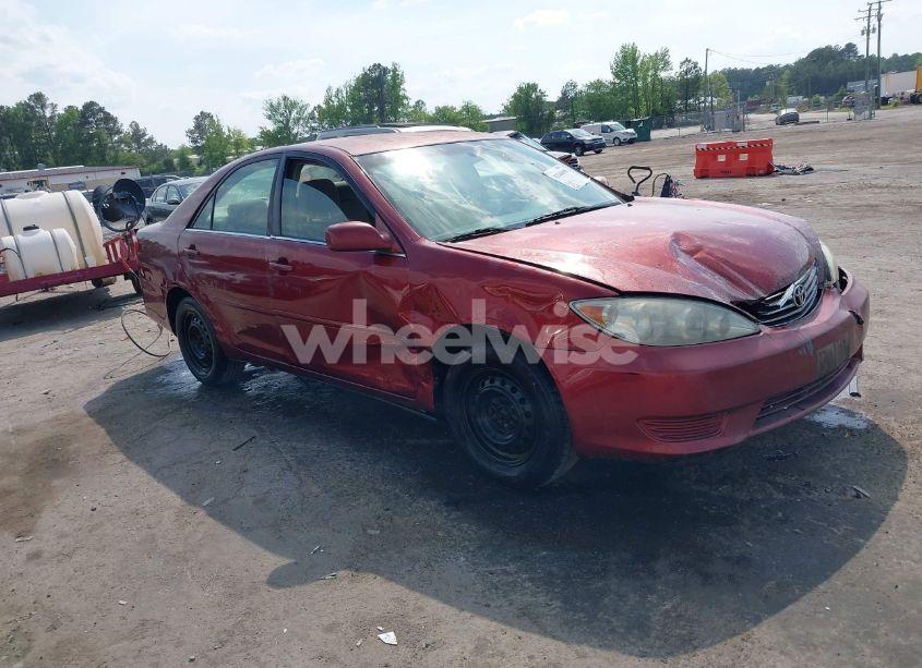 2006 Toyota Camry LE (VIN 4T1BE32KX6U108438) main photo