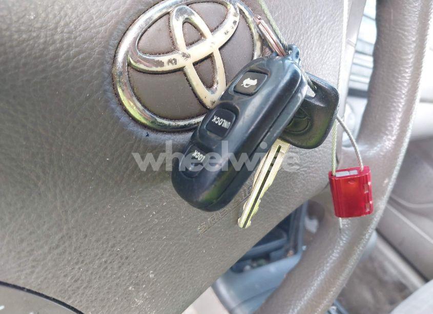Photo 11 of 2006 Toyota Camry LE (VIN 4T1BE32KX6U108438)