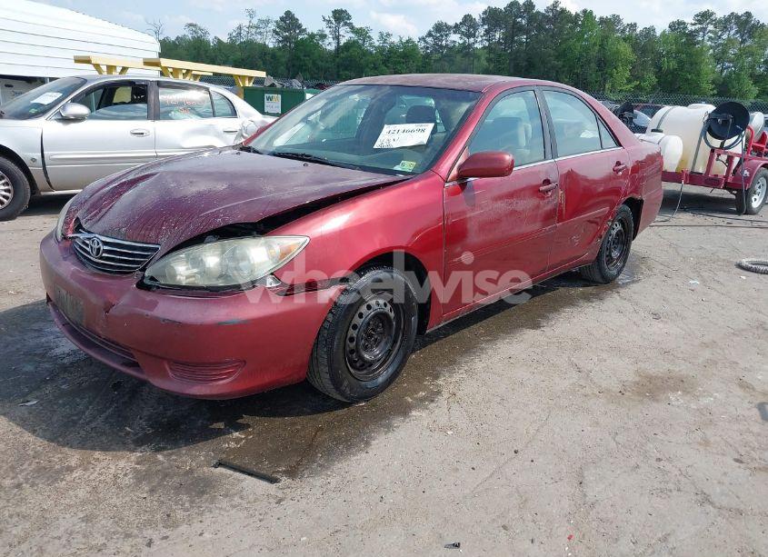 Photo 2 of 2006 Toyota Camry LE (VIN 4T1BE32KX6U108438)