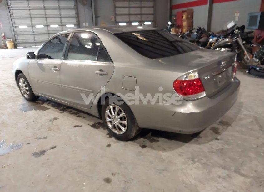 Photo 3 of 2006 Toyota Camry LE (VIN 4T1BE32KX6U650185)