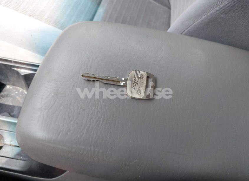 Photo 11 of 2006 Toyota Camry LE (VIN 4T1BE32KX6U676270)