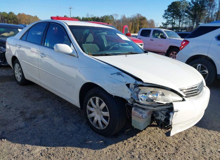 2006 Toyota Camry LE (VIN 4T1BE32KX6U708473) main photo