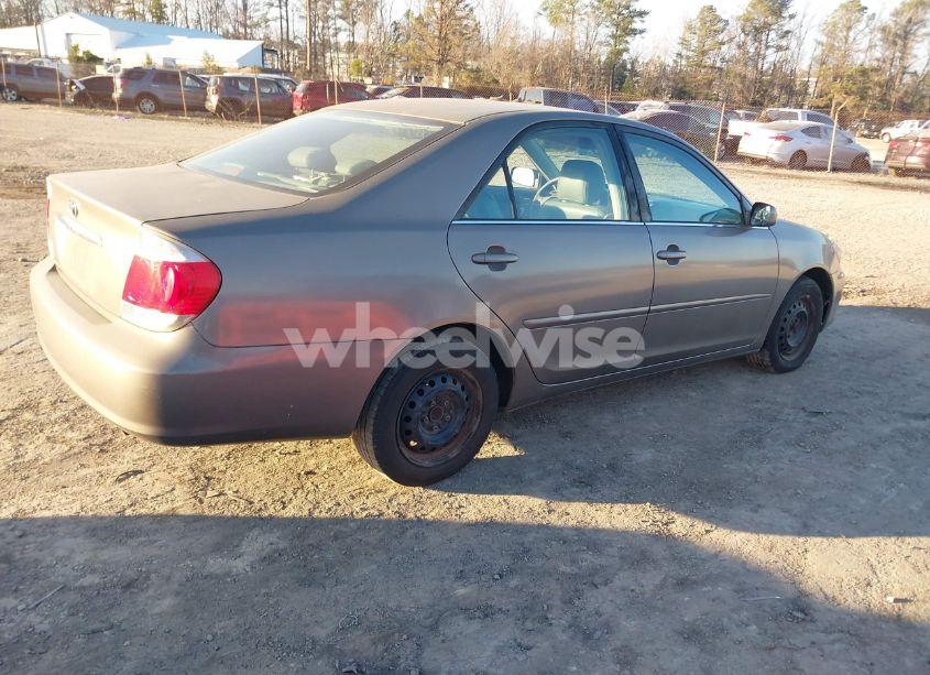 Photo 4 of 2006 Toyota Camry LE (VIN 4T1BE32KX6U729145)