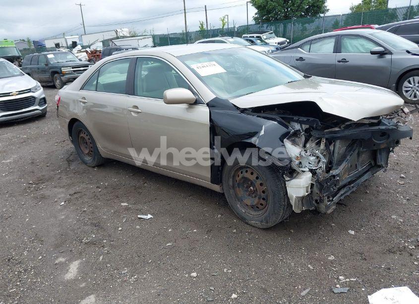 2007 Toyota Camry LE (VIN 4T1BE46K07U006986) main photo