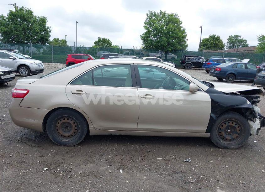 Photo 12 of 2007 Toyota Camry LE (VIN 4T1BE46K07U006986)