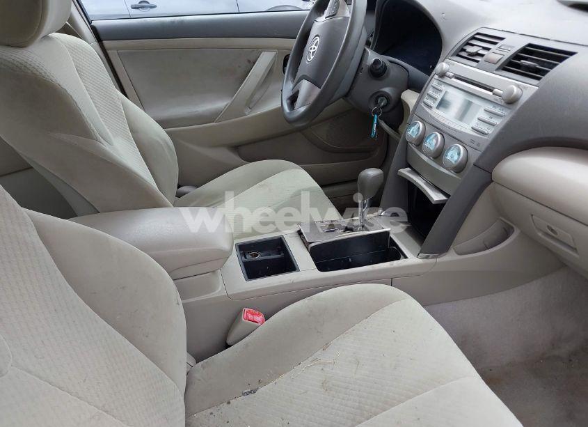 Photo 5 of 2007 Toyota Camry LE (VIN 4T1BE46K07U006986)