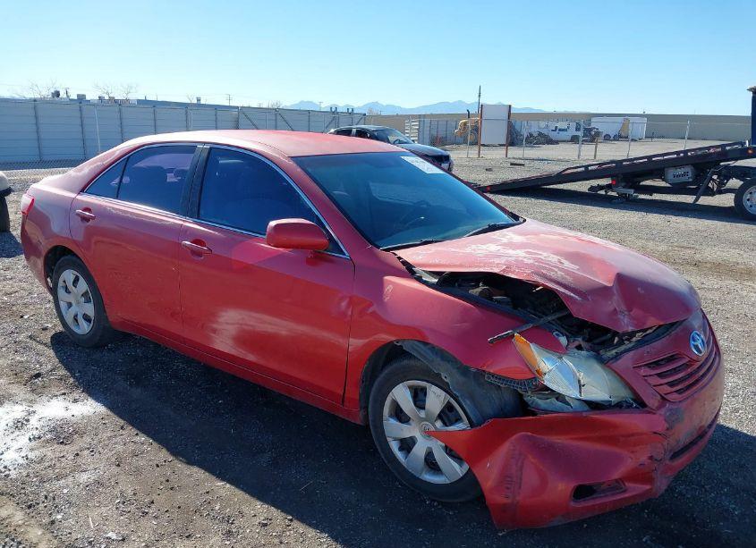 2007 Toyota Camry LE (VIN 4T1BE46K07U007071) main photo