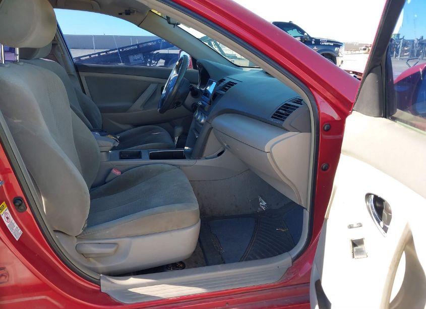 Photo 5 of 2007 Toyota Camry LE (VIN 4T1BE46K07U007071)