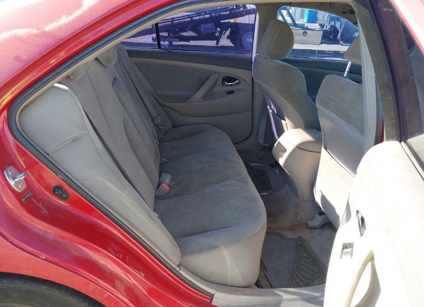 Photo 8 of 2007 Toyota Camry LE (VIN 4T1BE46K07U007071)