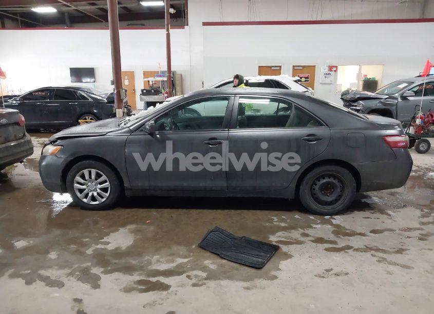Photo 14 of 2007 Toyota Camry LE (VIN 4T1BE46K07U013565)