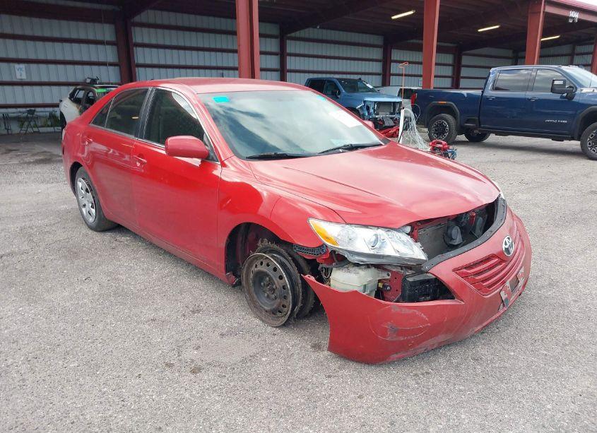 2007 Toyota Camry LE (VIN 4T1BE46K07U013601) main photo