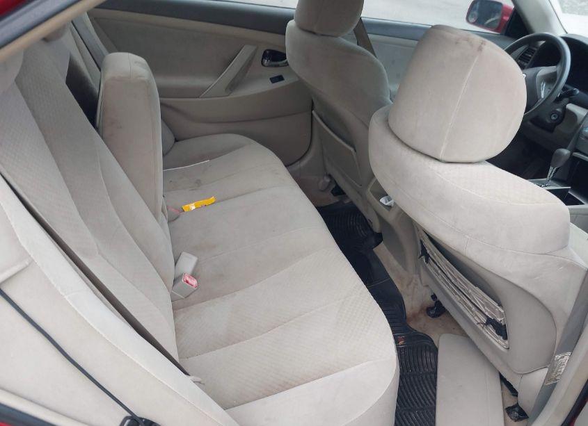 Photo 8 of 2007 Toyota Camry LE (VIN 4T1BE46K07U013601)