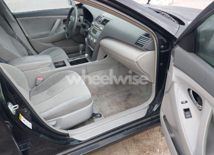 Photo 5 of 2007 Toyota Camry CE/LE/SE/XLE (VIN 4T1BE46K07U020631)