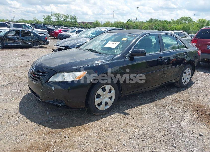 Photo 2 of 2007 Toyota Camry LE (VIN 4T1BE46K07U046971)
