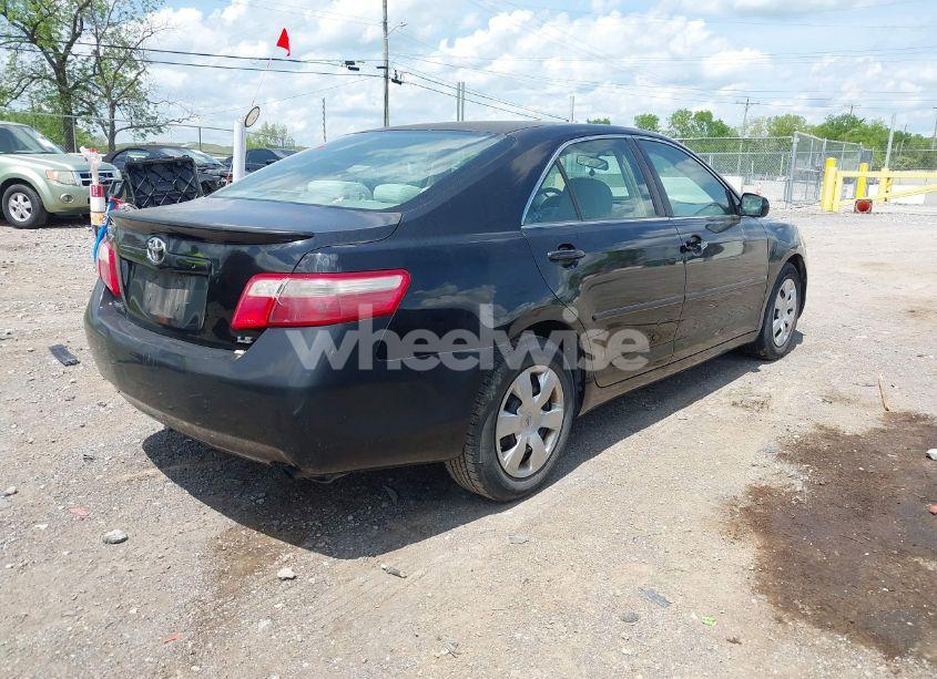 Photo 4 of 2007 Toyota Camry LE (VIN 4T1BE46K07U046971)