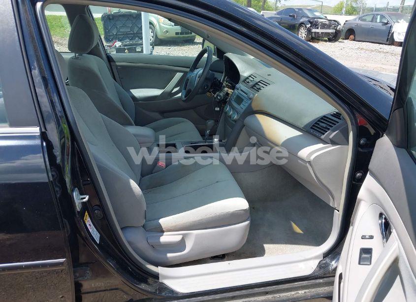 Photo 5 of 2007 Toyota Camry LE (VIN 4T1BE46K07U046971)