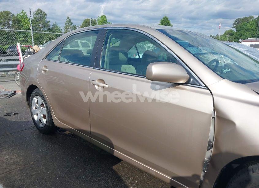 Photo 13 of 2007 Toyota Camry LE (VIN 4T1BE46K07U048199)