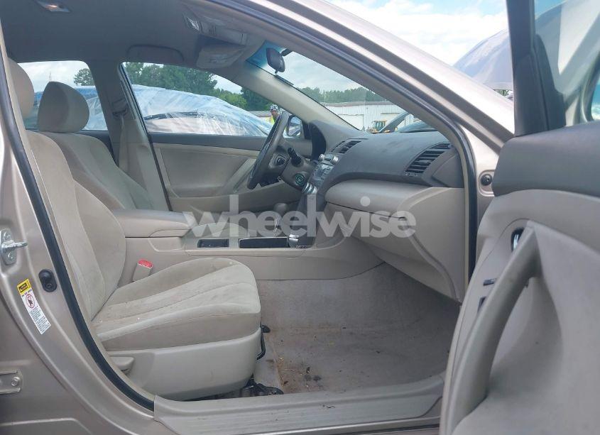 Photo 5 of 2007 Toyota Camry LE (VIN 4T1BE46K07U048199)