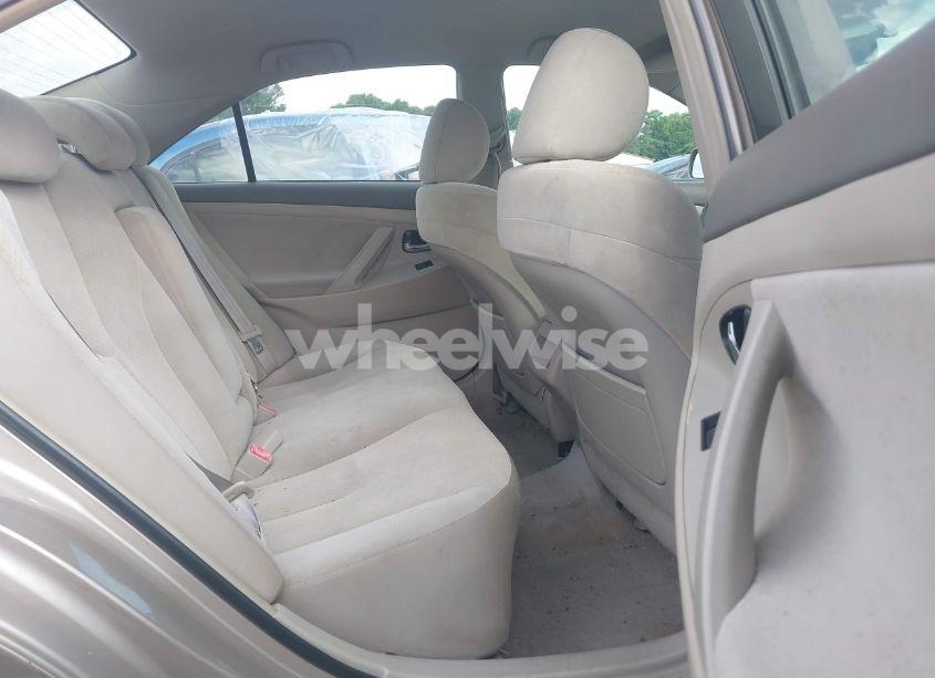 Photo 8 of 2007 Toyota Camry LE (VIN 4T1BE46K07U048199)