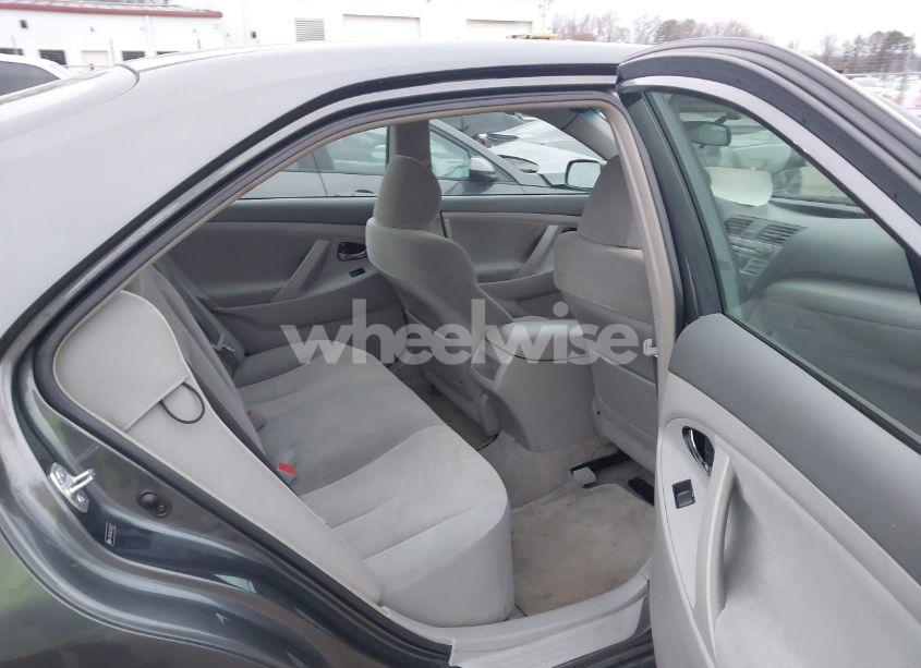 Photo 8 of 2007 Toyota Camry LE (VIN 4T1BE46K07U058117)