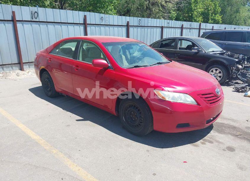 2007 Toyota Camry LE (VIN 4T1BE46K07U084572) main photo