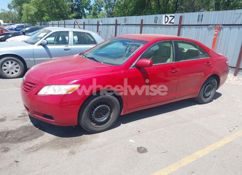 Photo 2 of 2007 Toyota Camry LE (VIN 4T1BE46K07U084572)