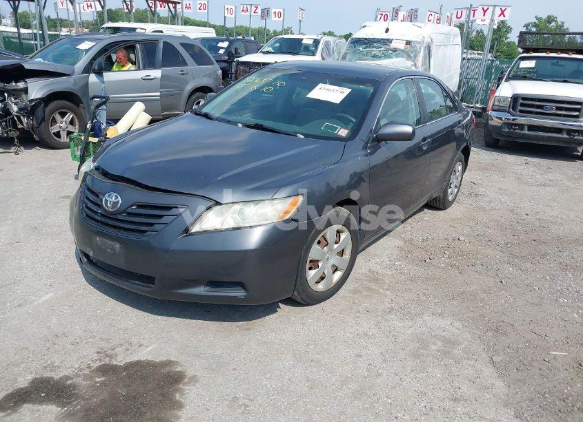 Photo 2 of 2007 Toyota Camry LE (VIN 4T1BE46K07U090694)