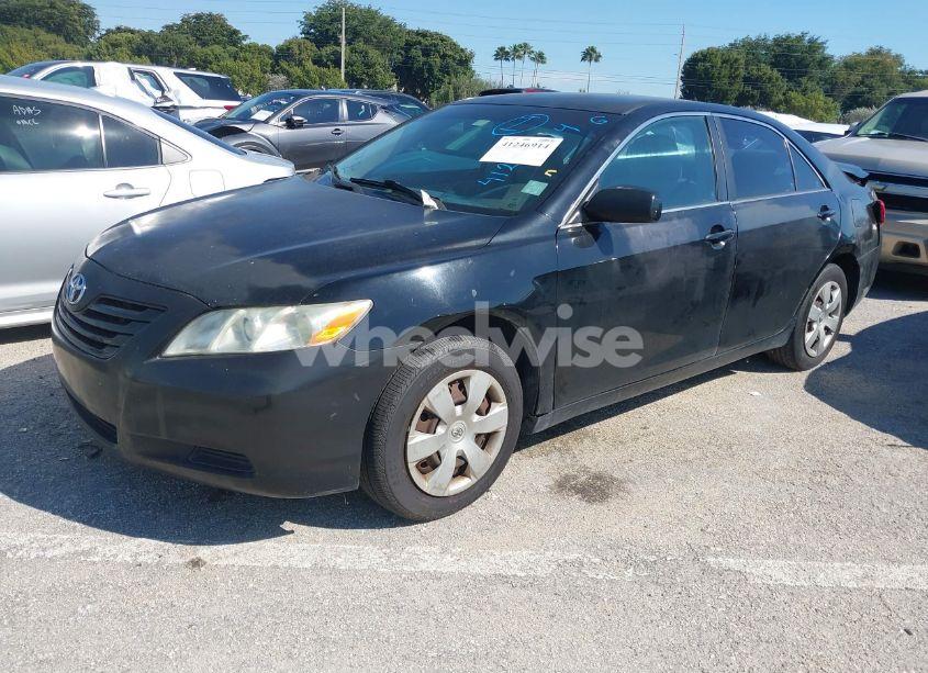 Photo 2 of 2007 Toyota Camry LE (VIN 4T1BE46K07U179651)